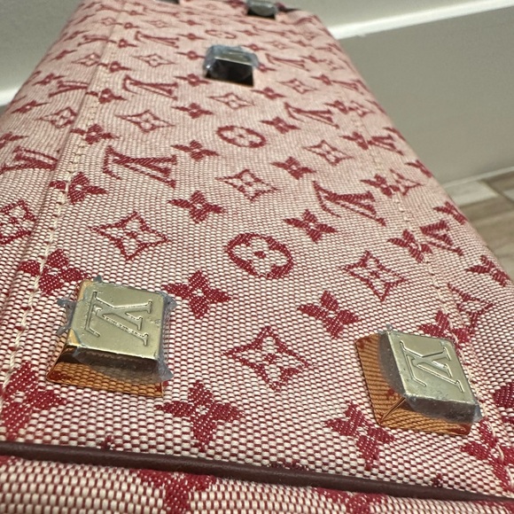 LV JOSEPHINE - Picture 4 of 10